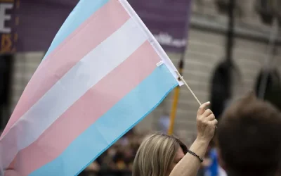 Arequipa: Sentencian a madre por agredir física y psicológicamente a su hija trans