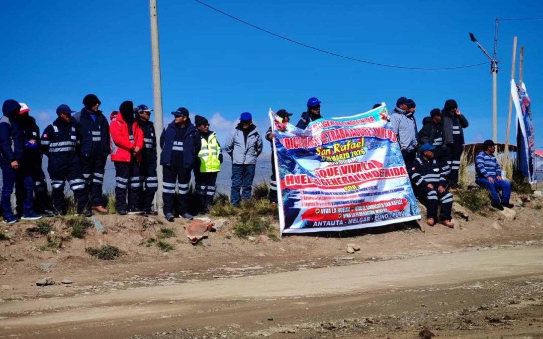 Alertan que en régimen de Keiko Fujimori quiere destrabar proyectos mineros que reactivarían conflictos