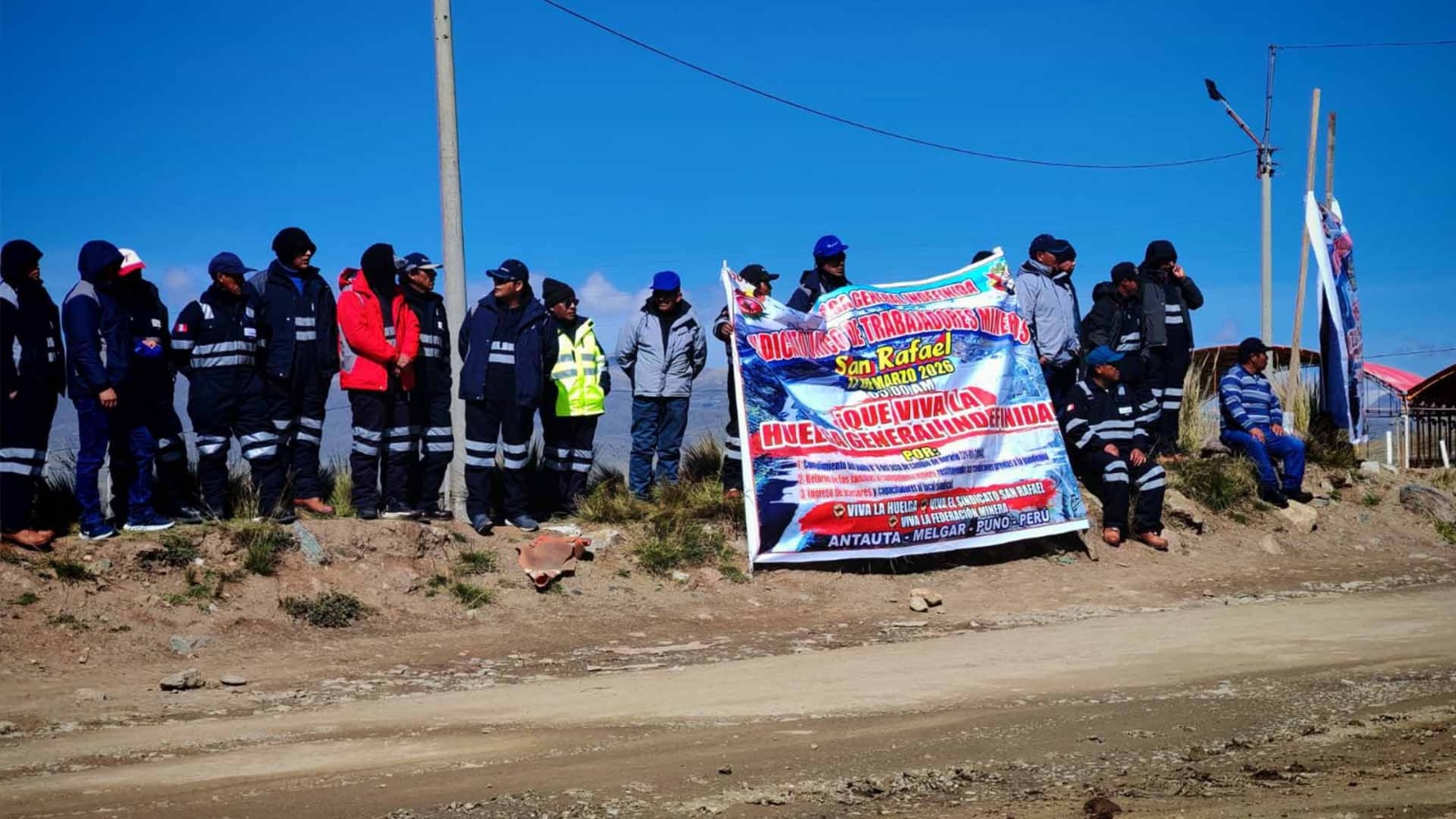 Alertan que en régimen de Keiko Fujimori quiere destrabar proyectos mineros que reactivarían conflictos